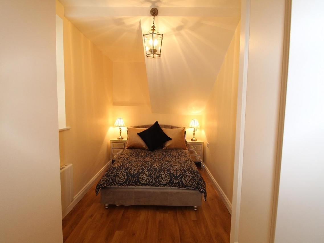 Апартаменты Garda House Кинсэйл Экстерьер фото